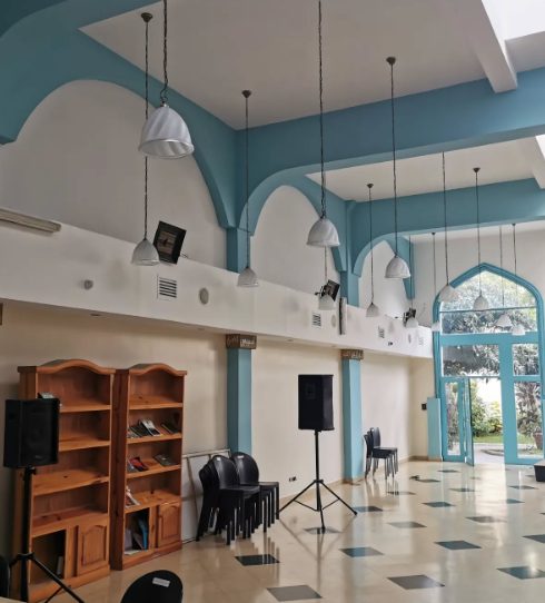 Sala de Rezo - Mezquita At-Tauhid